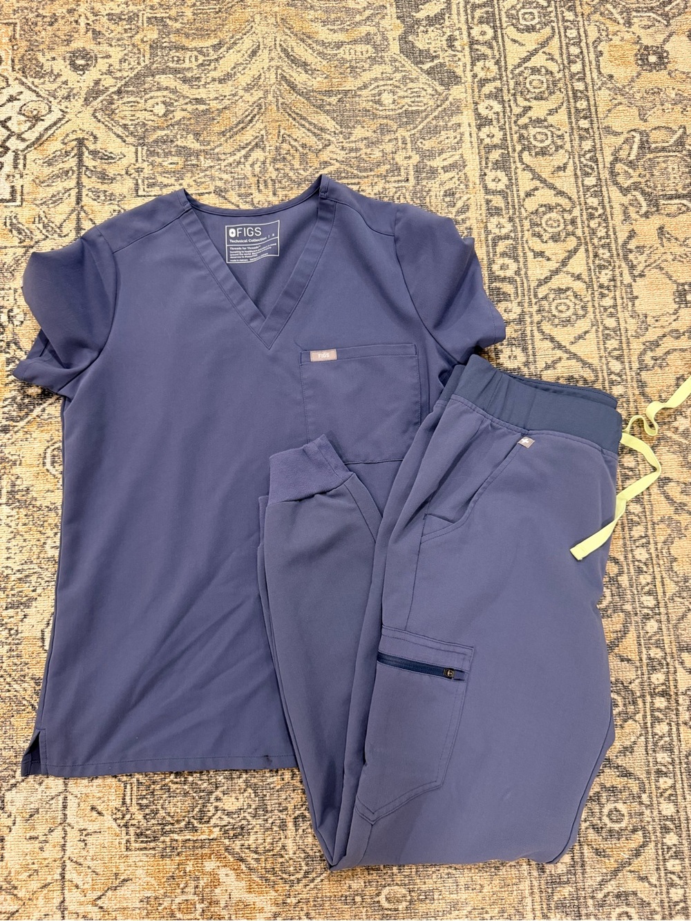 FIGS space Navy scrub set.